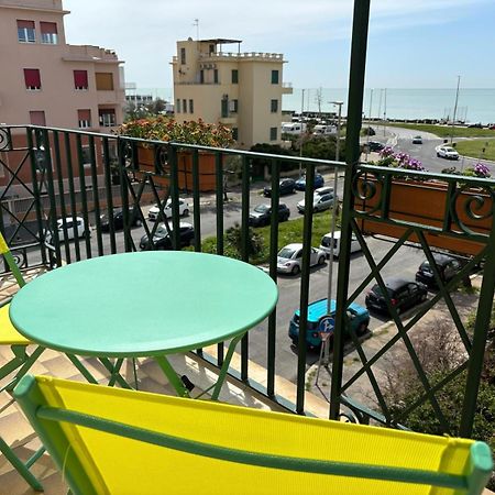 Sun&Sea Apartment Lido di Ostia Exterior photo